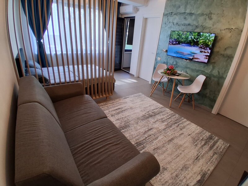 Brancoveanu, Cavar Residence Odei,